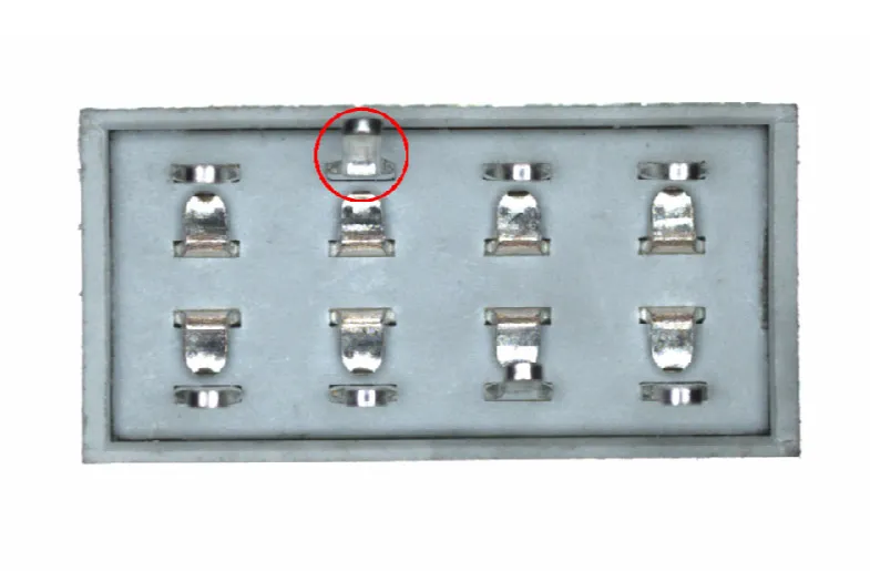 Defeito na parte inferior