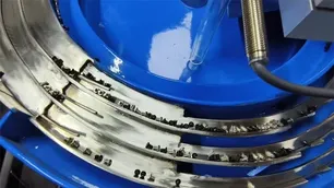 Máquina de inspeção visual de parafusos